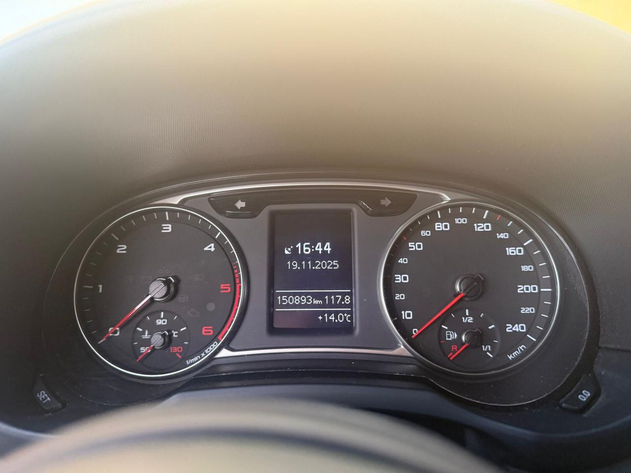 Audi A1 1.6 TDI SLINE BICOLORE