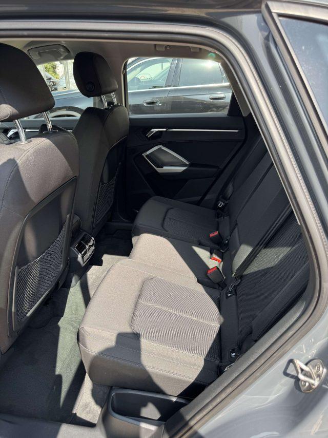 AUDI Q3 35 2.0 tdi quattro