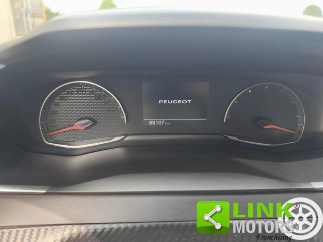 PEUGEOT 208 1.2 PURETECH