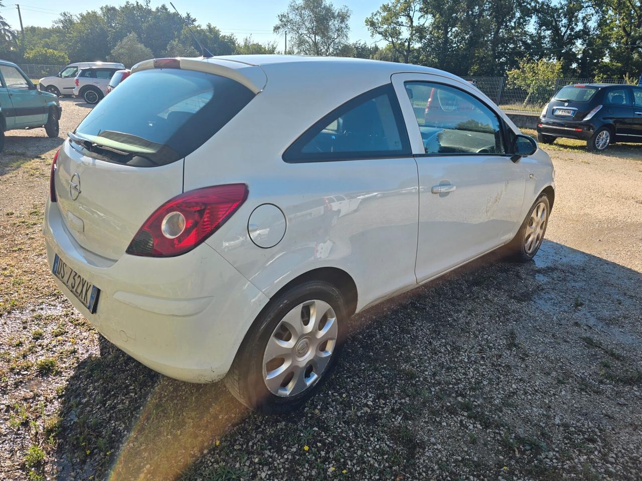 Opel Corsa 1.4 16V 3 porte AUTOMATICA