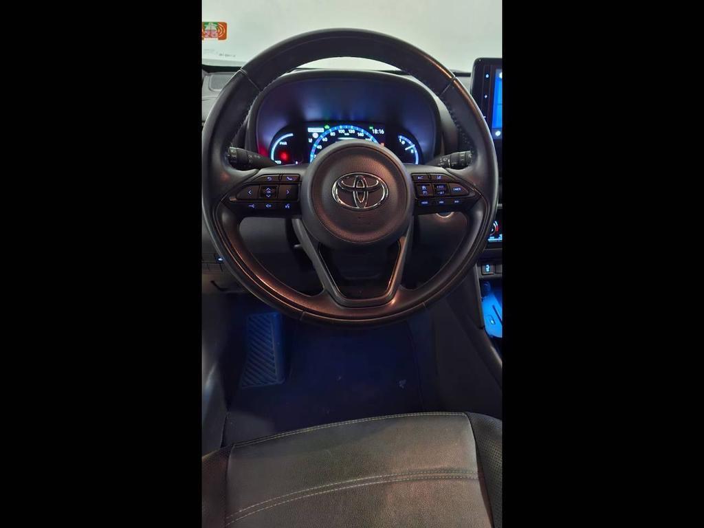 Toyota Yaris Cross 1.5 H Premiere FWD E-CVT
