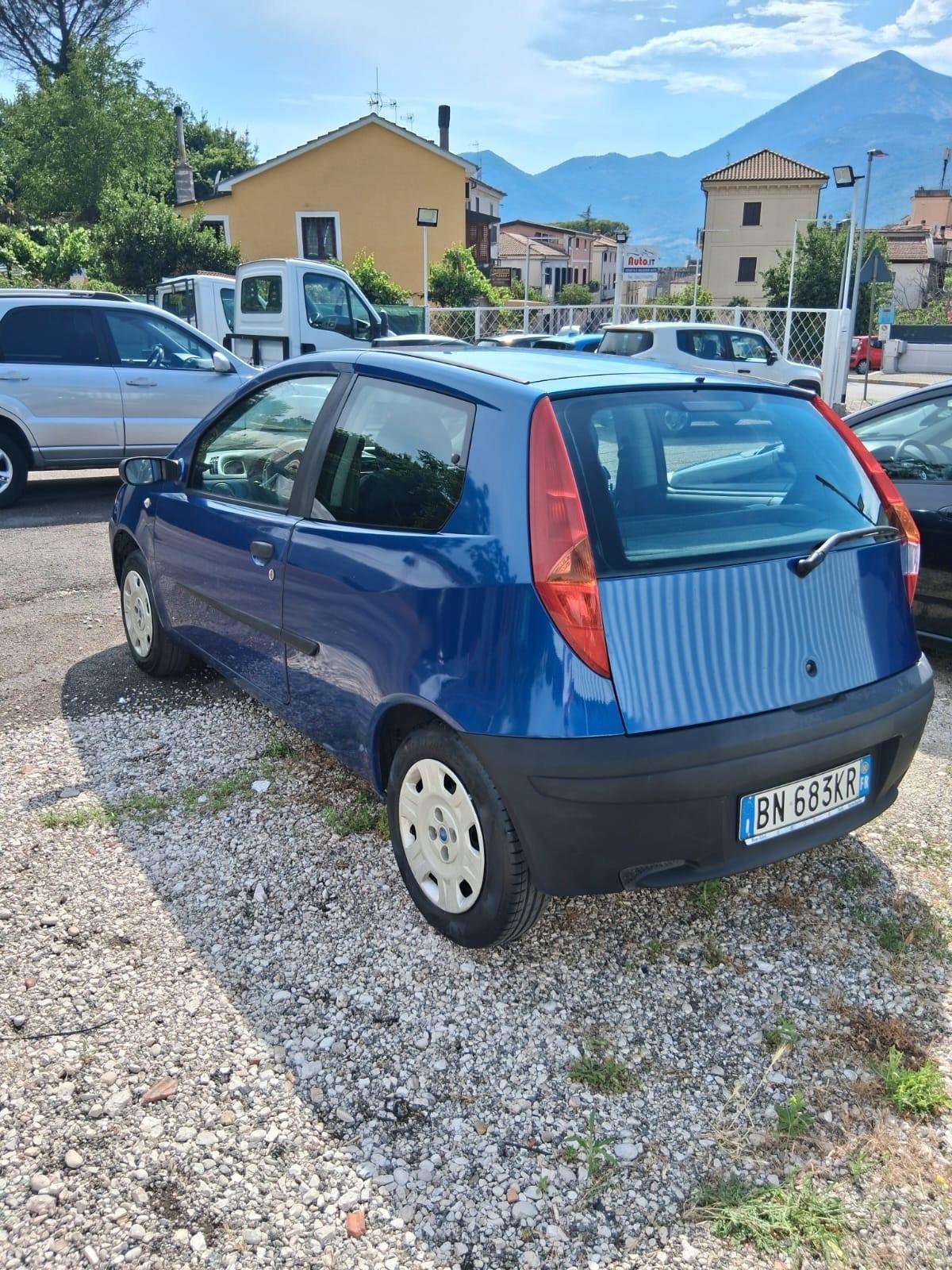 Fiat Punto 1.2i cat 3 porte