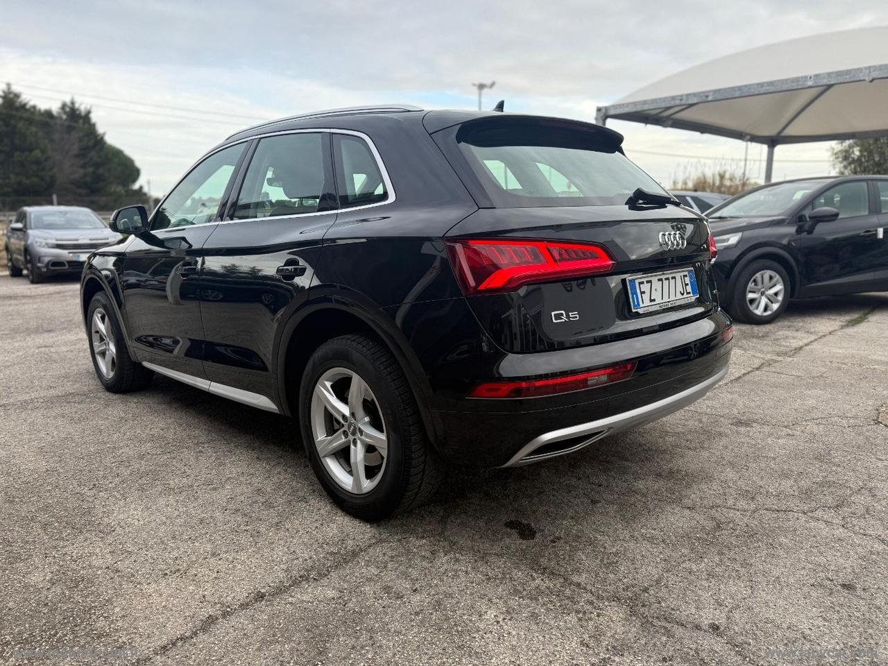 AUDI Q5 35 TDI quattro S tronic Sport