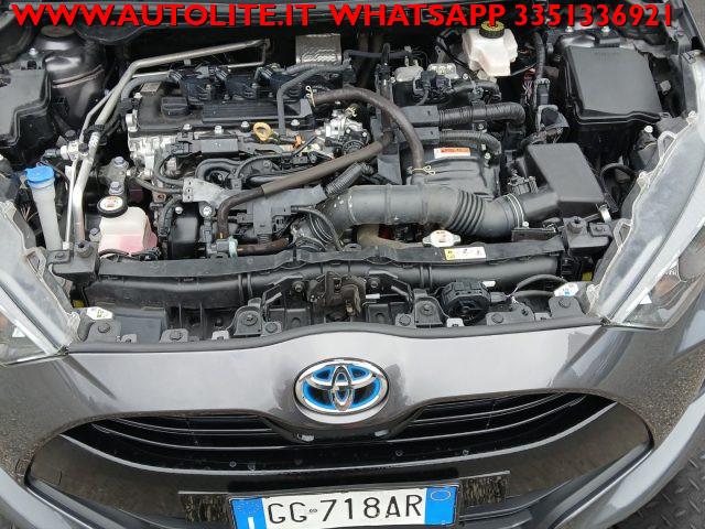 TOYOTA Yaris 1.5 Hybrid 5 porte Business