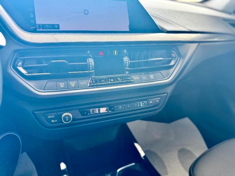 Bmw 116 116d AUT. Sport