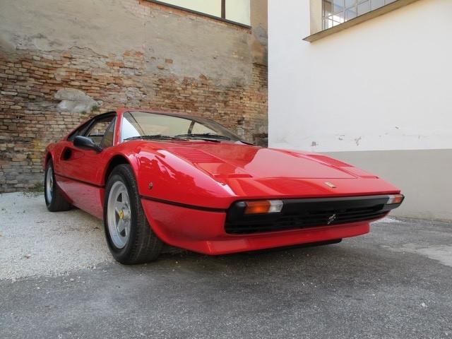 Ferrari 208 V8 CARBURATORI-AUTO RARISSIMA