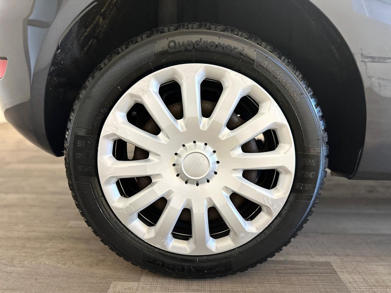 Ford Fiesta 1.4 3 porte Bz.- GPL Titanium NEOPATENTATI