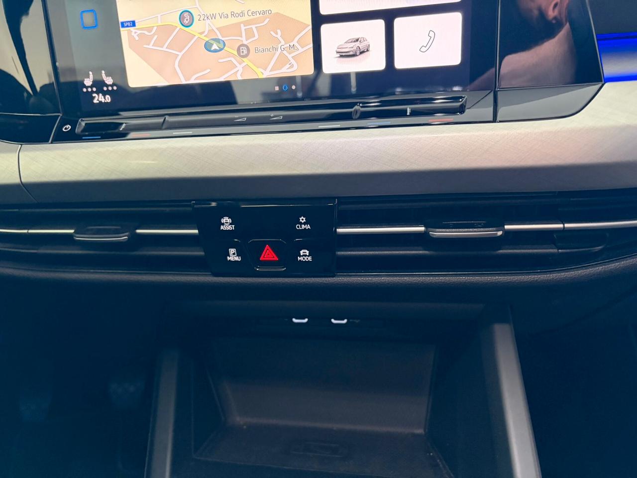 VOLKSWAGEN GOLF 8 2.0 TDI SCR STYLE "UNICA"