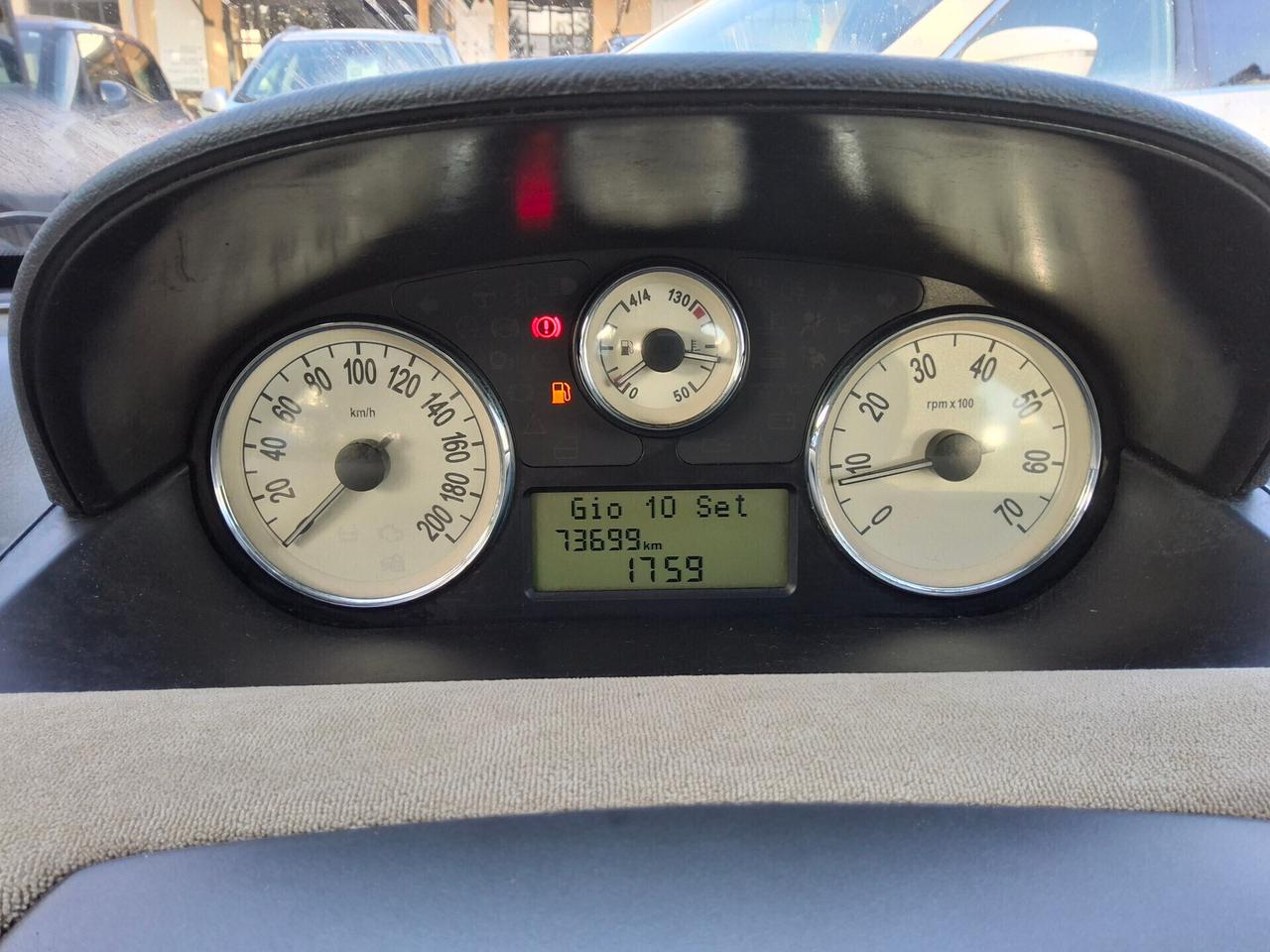 Lancia Ypsilon 1.2 Argento ((TUTTO INCLUSO))