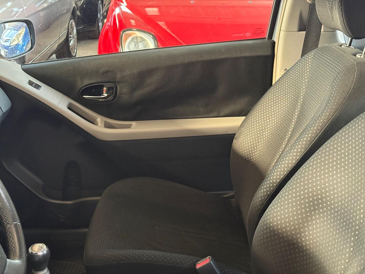 Toyota Yaris 1.0 5 porte Sol GPL