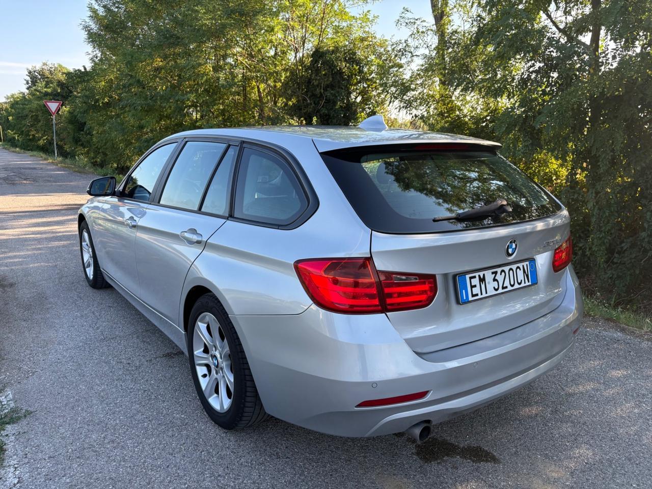 Bmw 320 320d Touring Modern