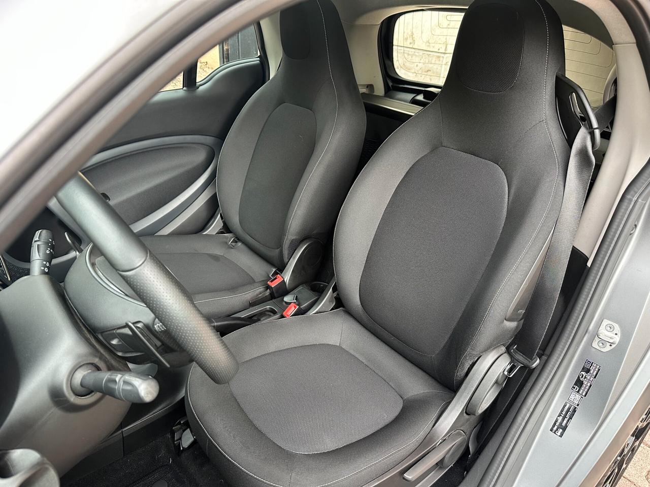 Smart ForTwo 70 1.0 twinamic Superpassion 11/19 km.33192