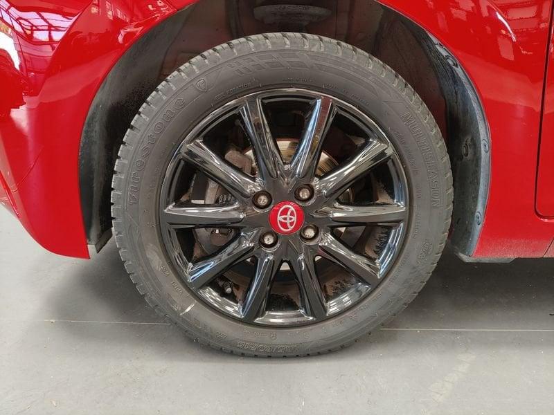 Toyota Aygo 1.0 VVT-i 69 CV 5 porte x-play TTS
