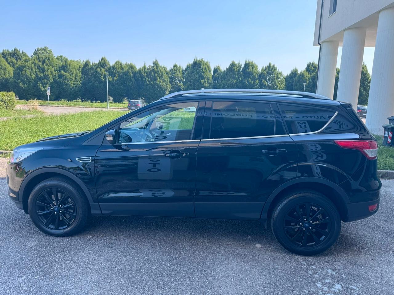 Ford Kuga 2.0 TDCI 150 CV S&S 4WD Powershift Titanium