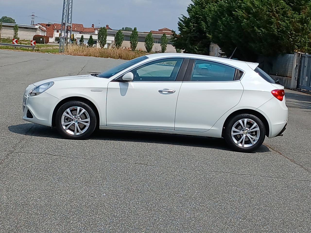 Alfa Romeo Giulietta Exclusive OK NEOPATENTATI