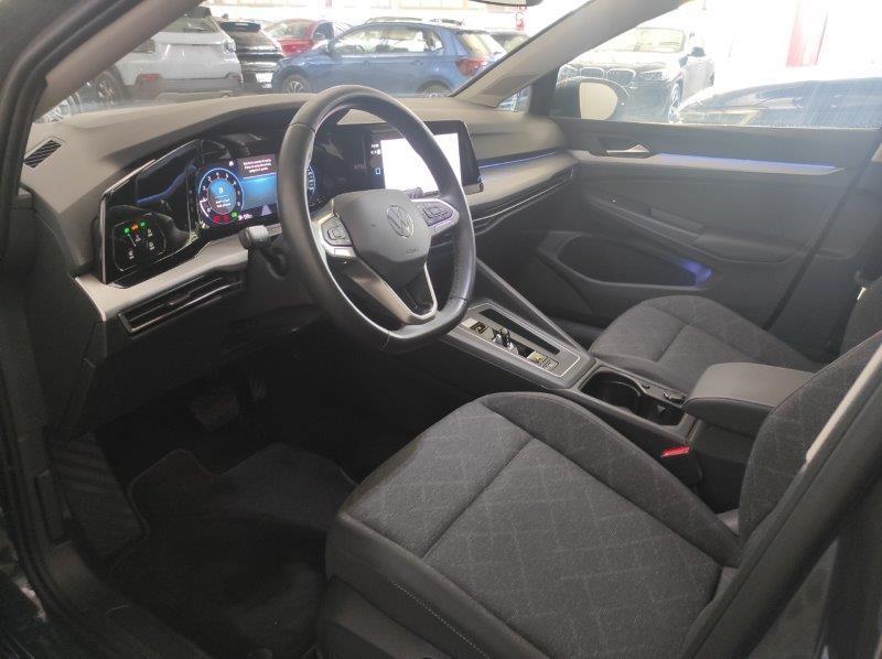 VOLKSWAGEN Golf 8ª serie - Golf 1.0 eTSI EVO DSG Life