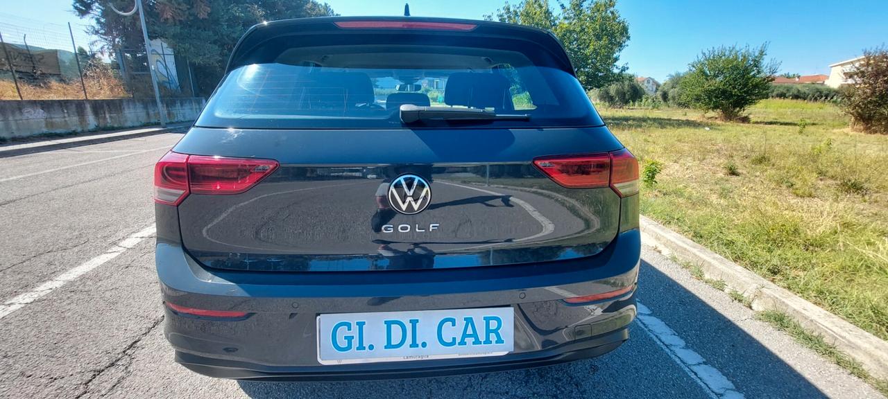 GOLF 8 DSG 2,0 DIESEL 115 CV STRAFULL NAVI LEGA TELEFONO CRUISE CAMBIO AUTOMATICO NUOVA