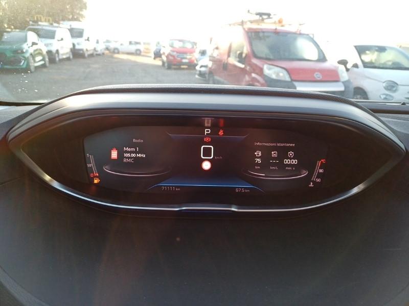 PEUGEOT 3008 BLUEHDI 130 EAT8 SES ALLURE SUV