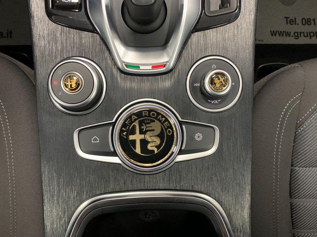 Alfa Romeo Stelvio 2.2 Diesel AT8 Sport-Tech Automatico
