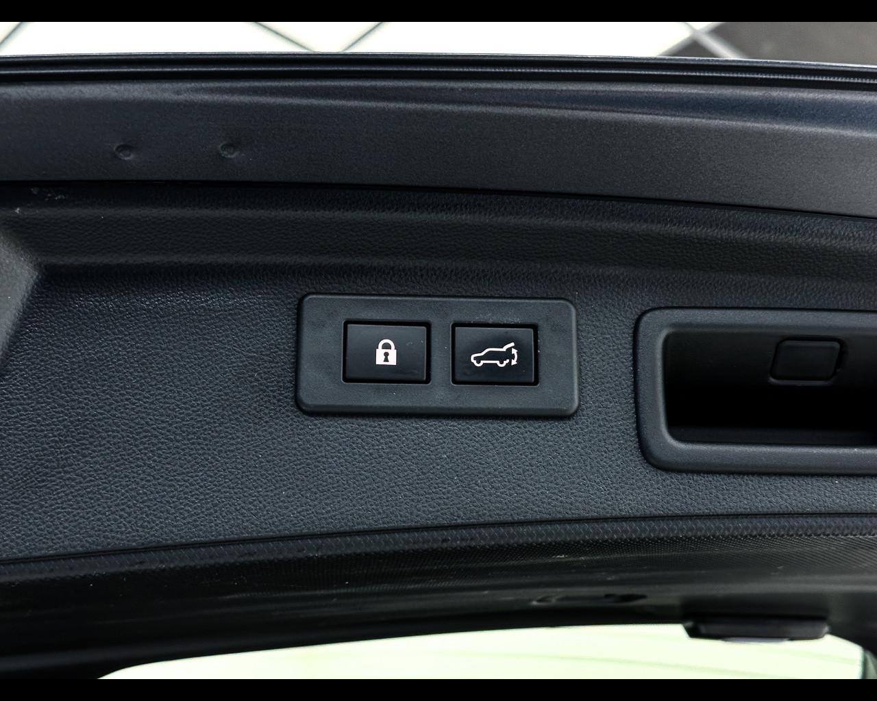 SUBARU Forester 5ª serie - Forester 2.0 Mild-Hybrid Platinum