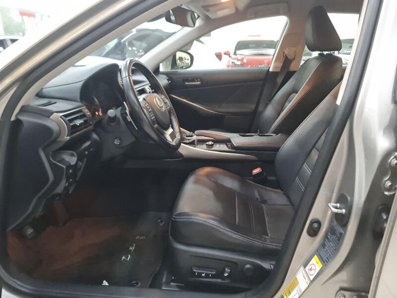 Lexus IS IS Hybrid Luxury