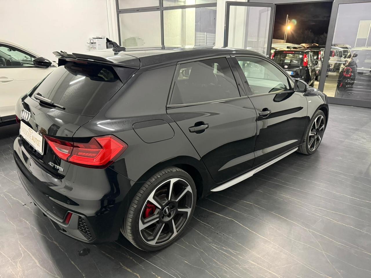 Audi A1 SPB 40 TFSI S tronic line edition