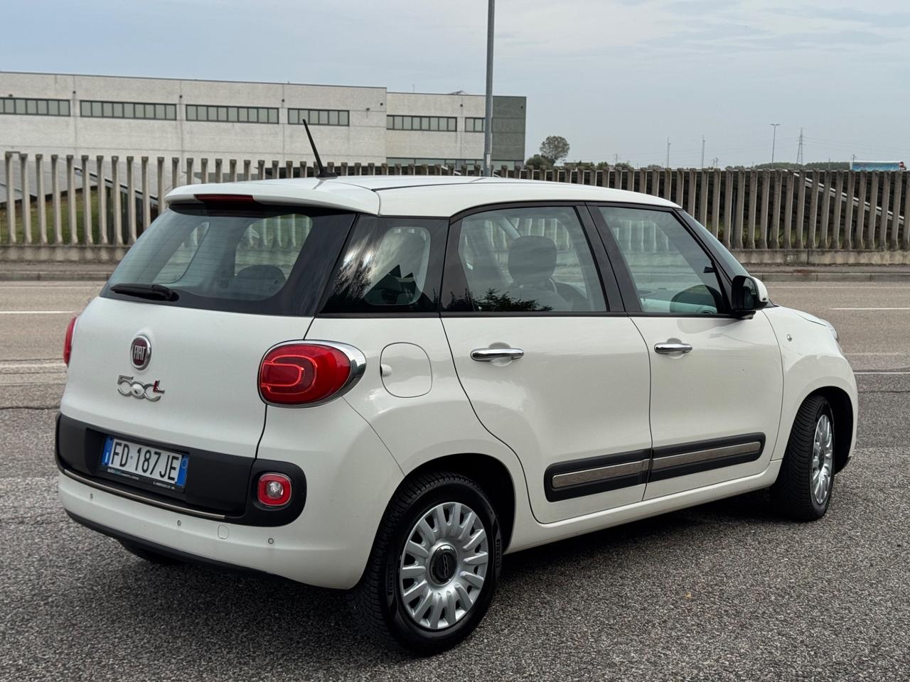 Fiat 500L Pro 1.6 MJT 105CV 5posti (N1)
