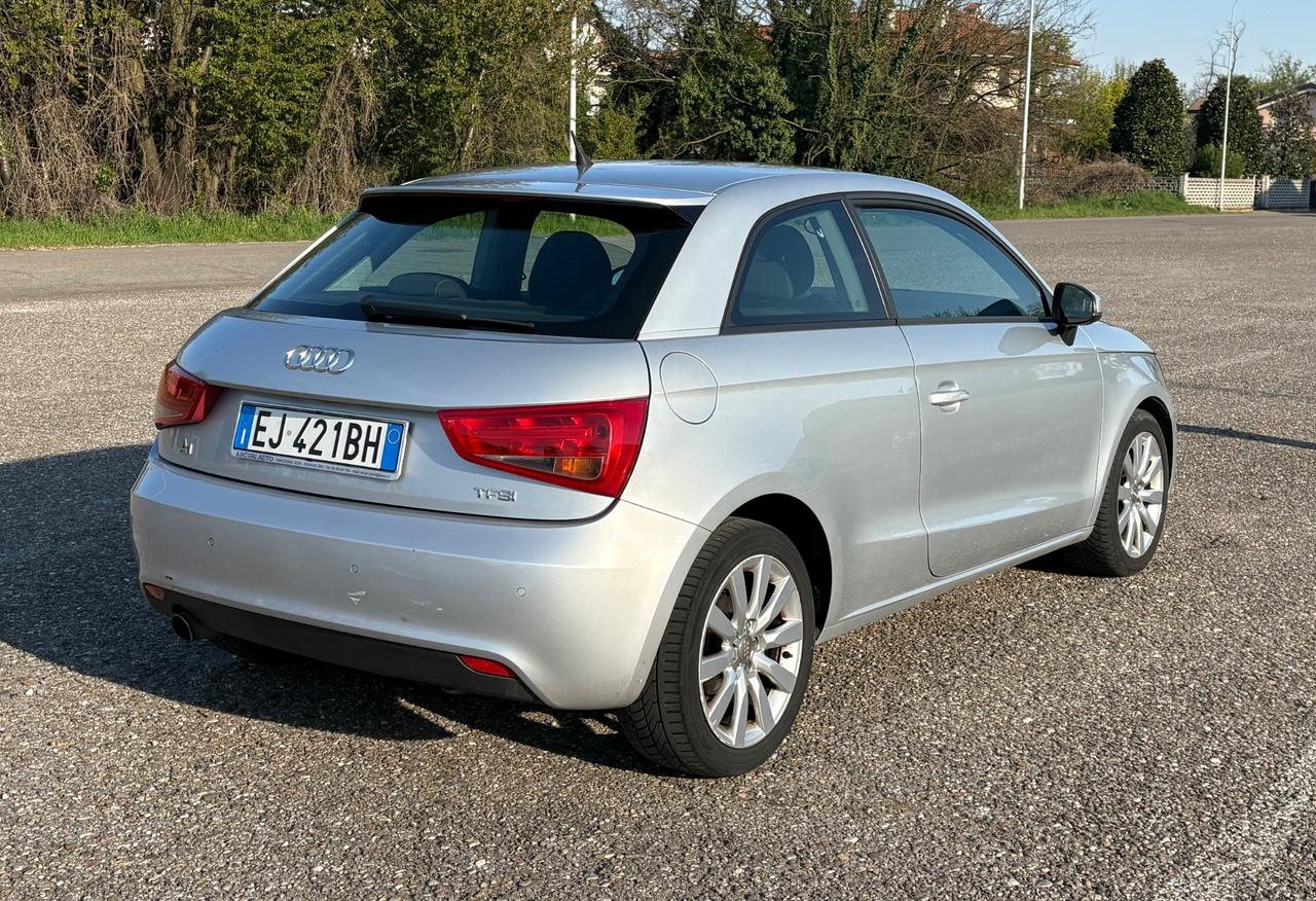 Audi A1 1.2 TFSI Ambition no limiti circolazione