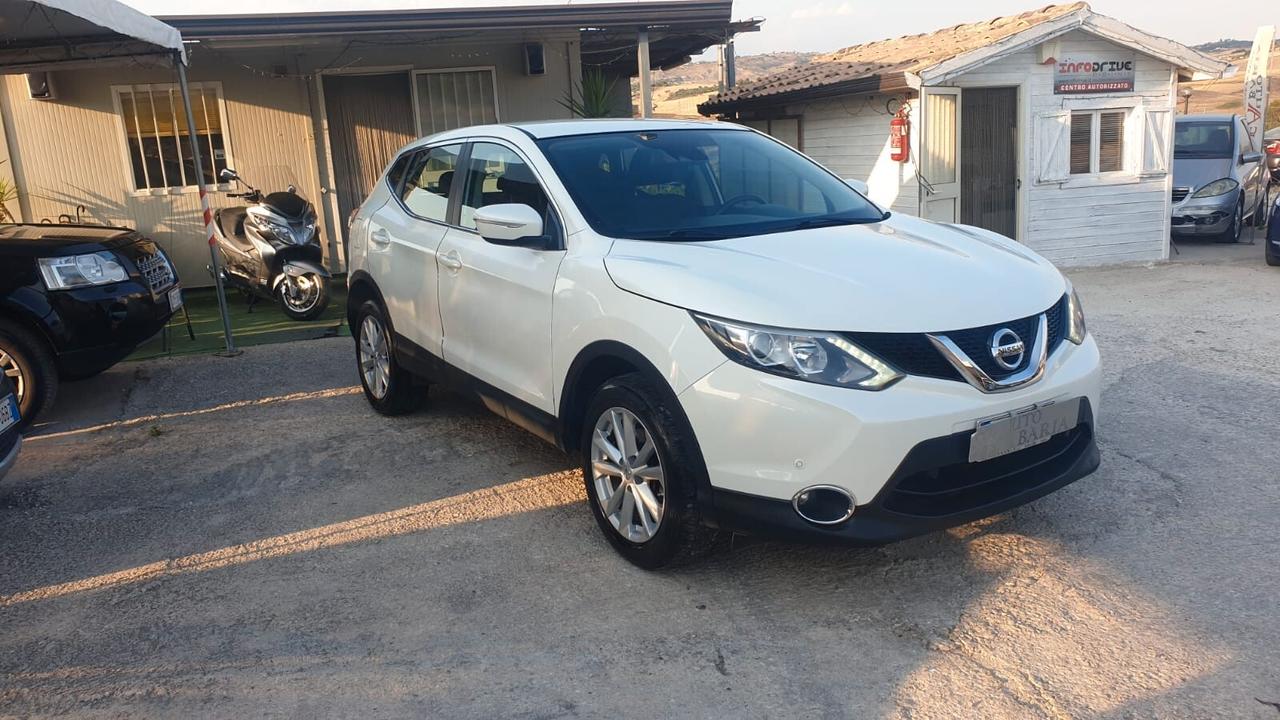 Nissan Qashqai 1.5 dCi DPF Acenta