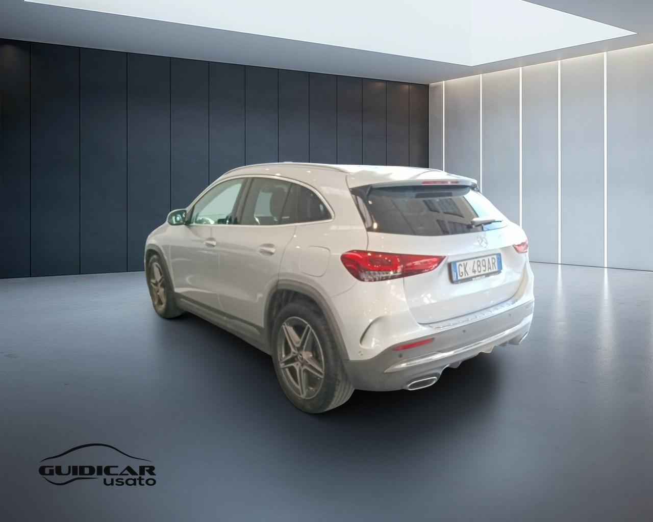 Mercedes-Benz GLA-H247 2020 - GLA 180 d Premium auto