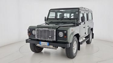 Land Rover Defender Defender 110 2.5 Td5 cat SW 9 posti SE