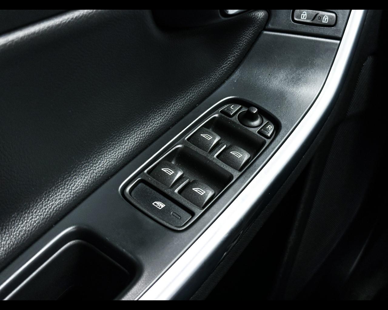 VOLVO V60 (2010-2018) - V60 D2 1.6 Momentum