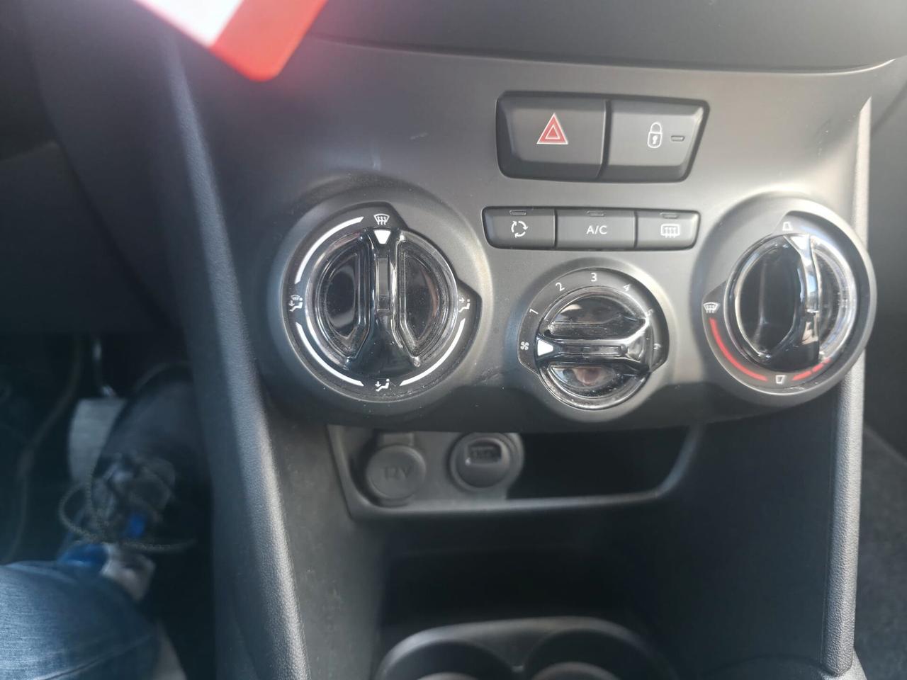 Peugeot 208 PureTech 82 Stop&Start 5 porte Signature