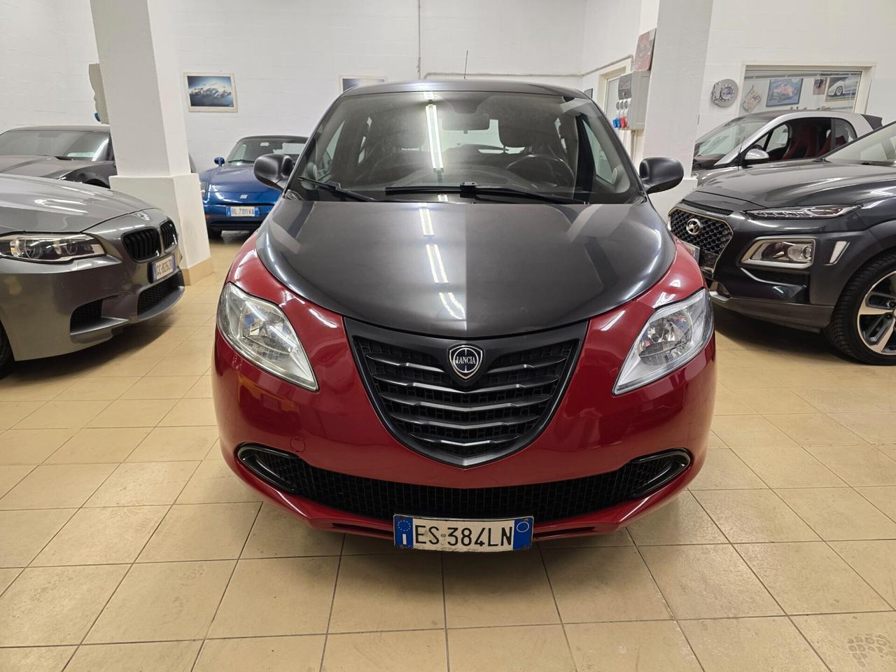 Lancia Ypsilon 1.3 MJT 16V 95 CV 5 porte S&S S Momodesign