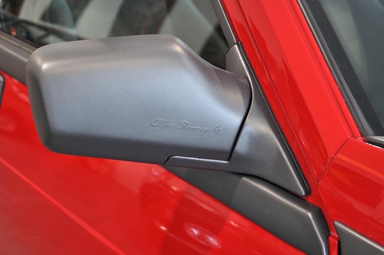 Alfa Romeo 75 2.0i Twin Spark Prima serie Rosso CRS