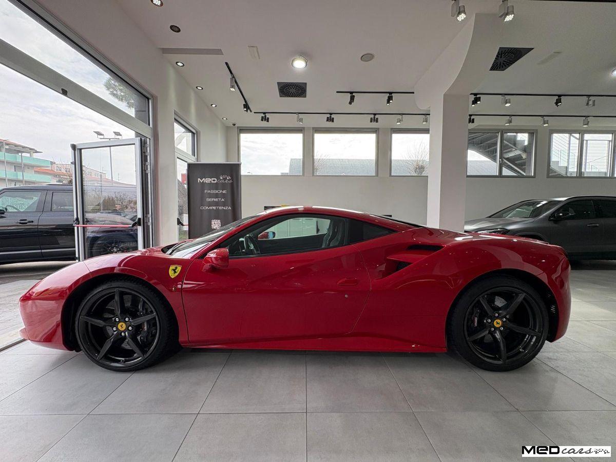 FERRARI - 488 GT - B