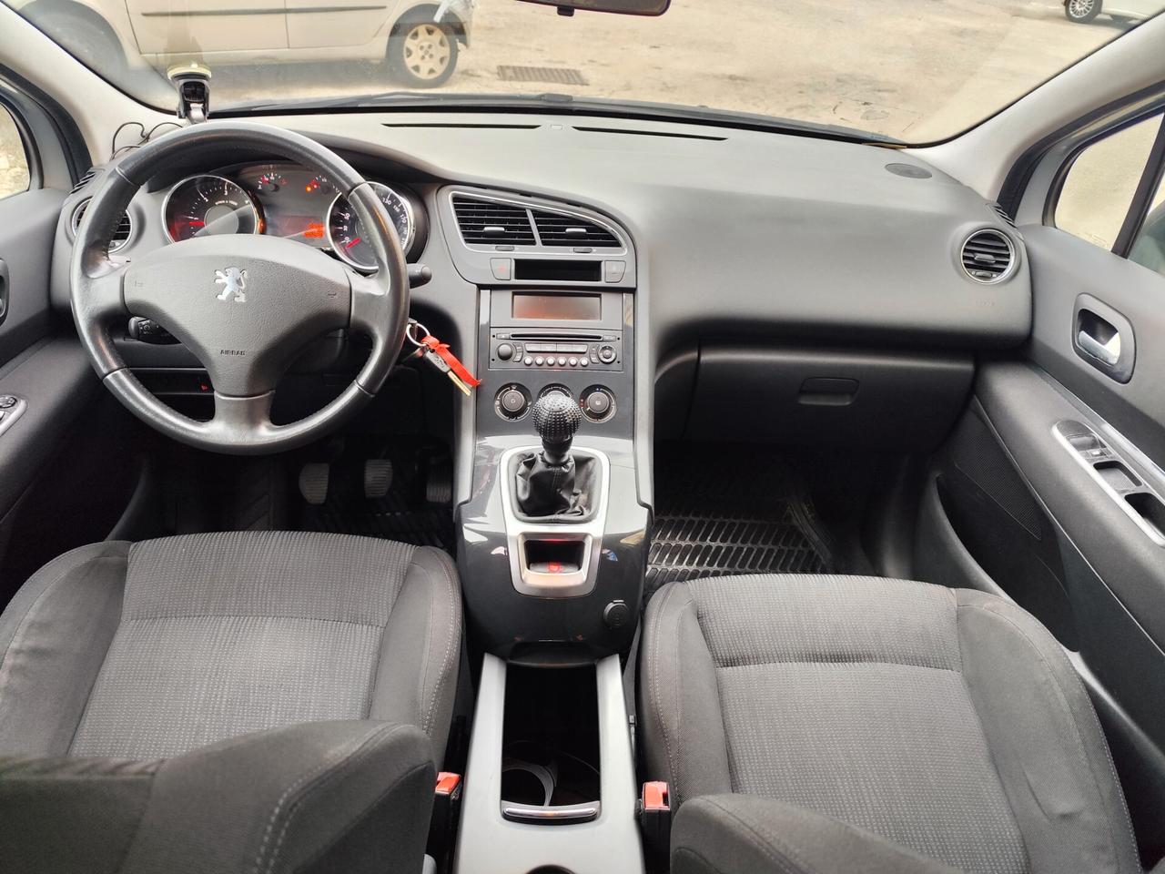 Peugeot 5008 1.6 HDi 112CV Family