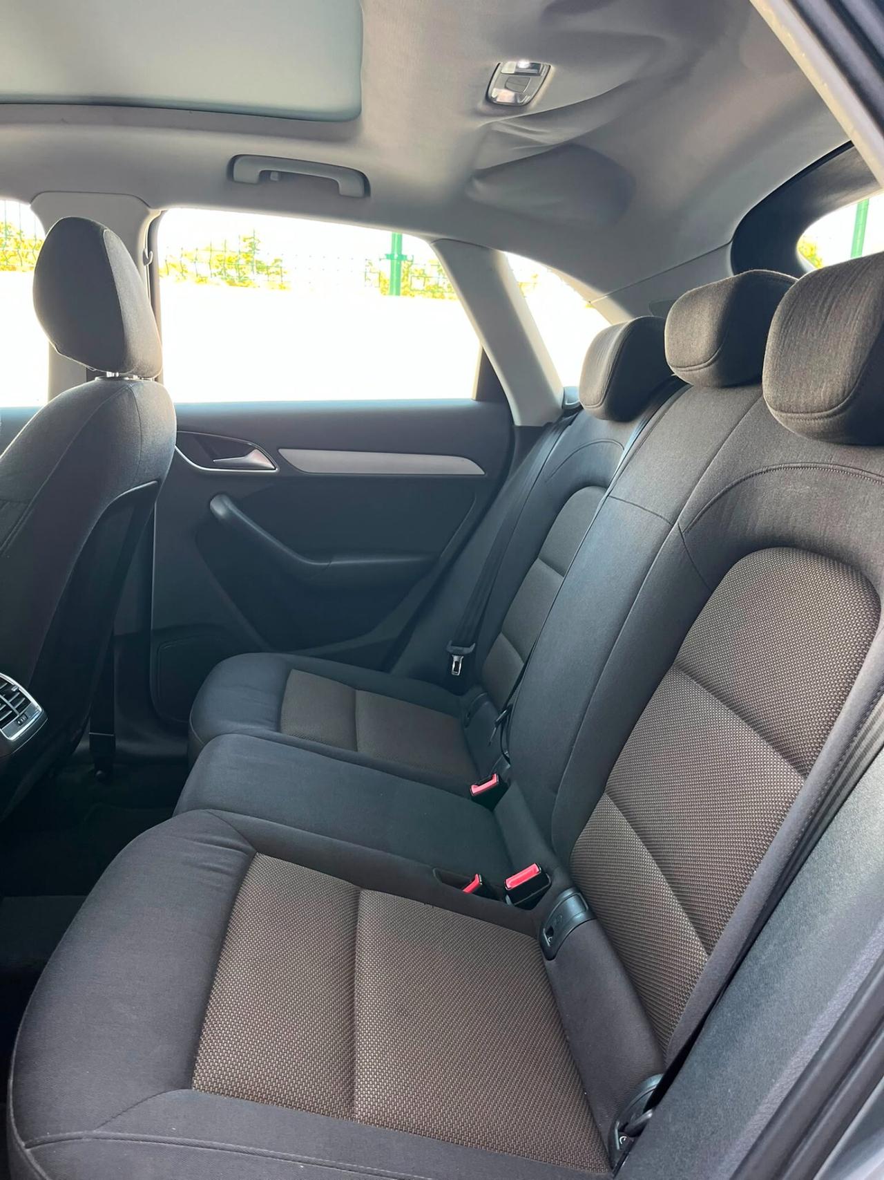 Audi Q3 2.0 TDI quattro S tronic Line Edition
