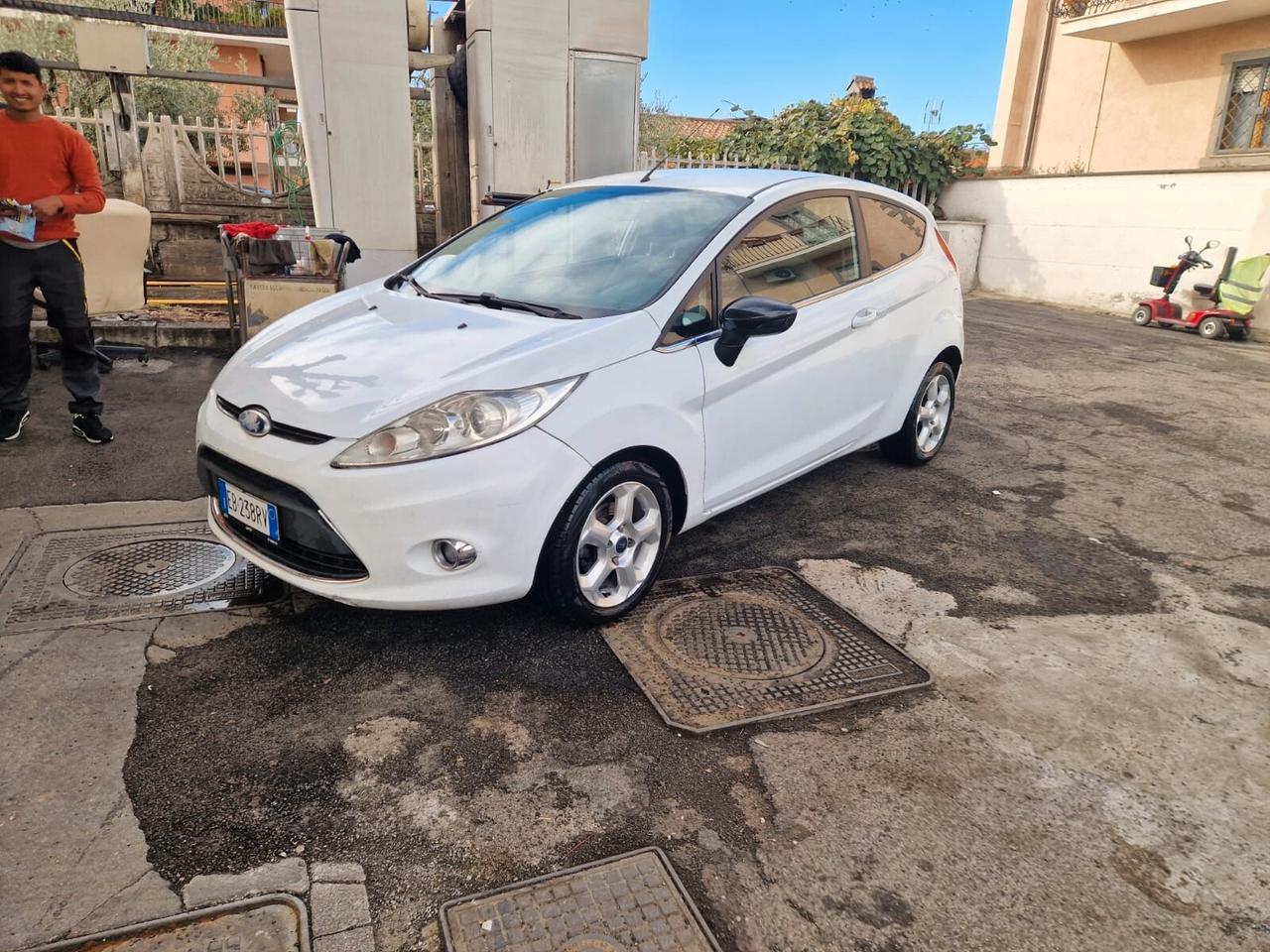 Ford Fiesta Fiesta+ 1.4 3 porte Bz.- GPL