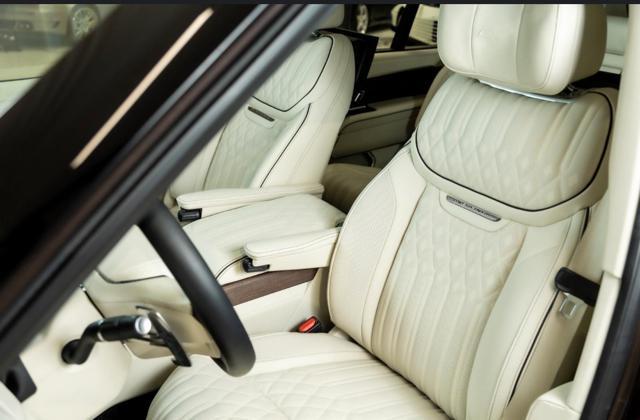 LAND ROVER Range Rover 4.4 V8 Autobiography LWB 7 posti Overfinch Edition