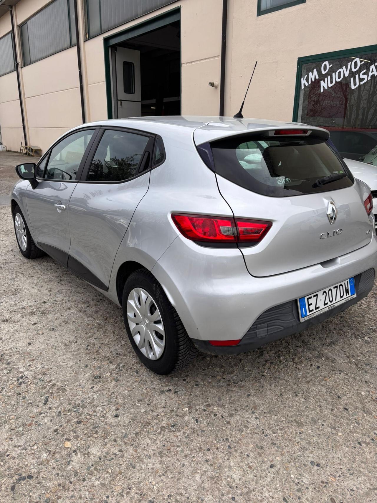 Renault Clio 1.5 dCi 8V 75CV 5 porte Wave