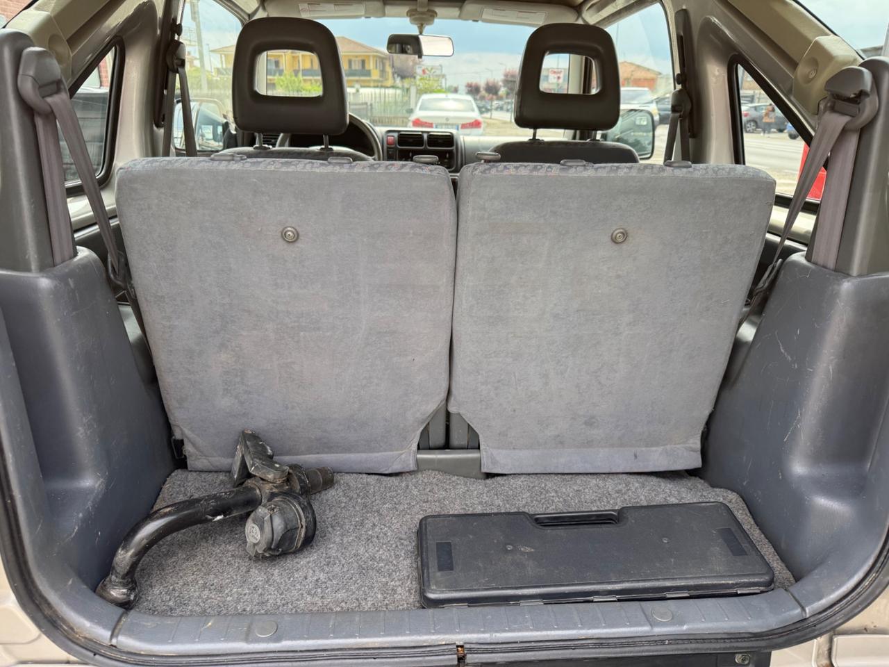 Suzuki Jimny 1.5 DDiS cat 4WD CABRIO.GANCIO TRAINO