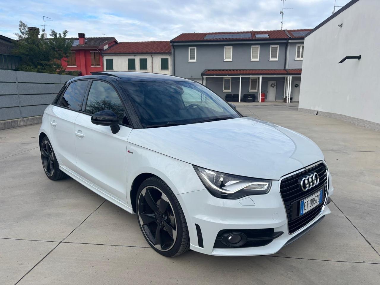 Audi A1 SPB 1.6 TDI S tronic S line edition