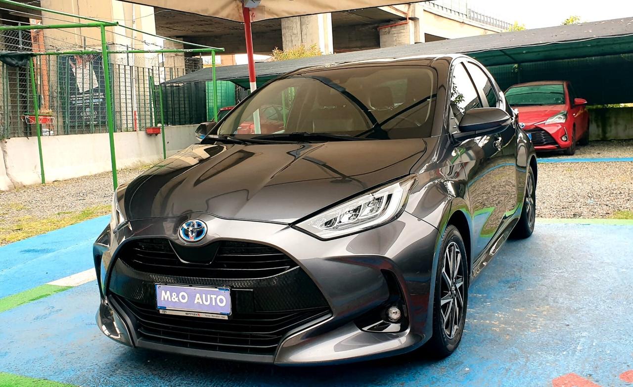 TOYOTA YARIS 1.5 BENZINA/HYBRID DICEMBRE 2022.FULL OPTIONAL