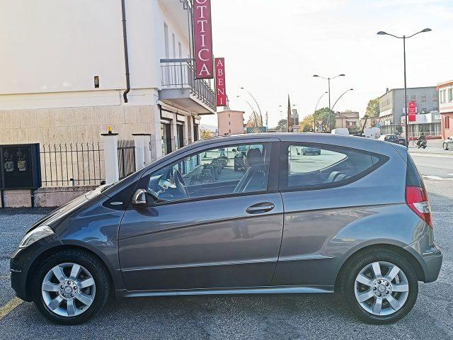 MERCEDES-BENZ A 150 BlueEFFICIENCY Coupé Elegance