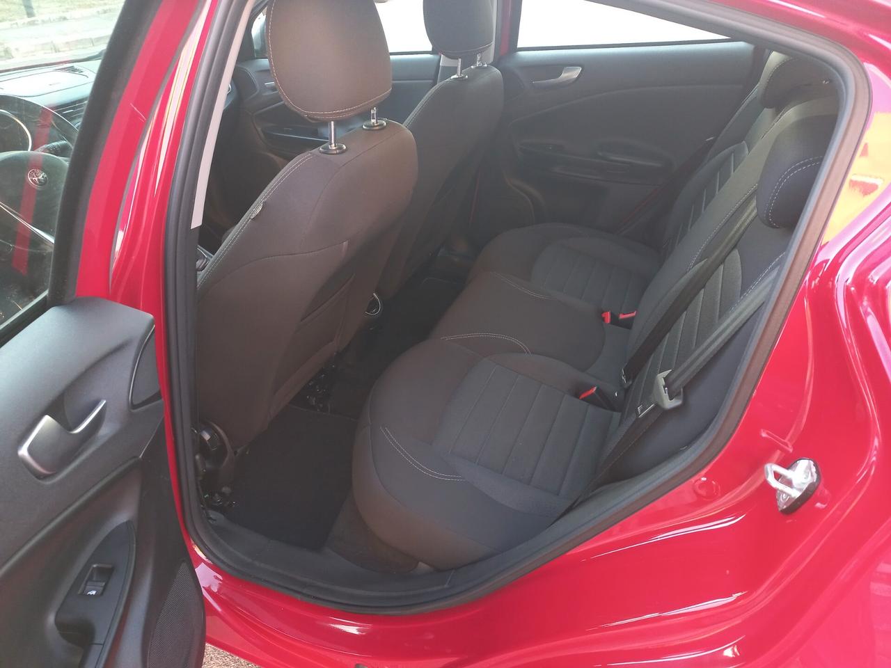 Alfa Romeo Giulietta 1.6 JTDm-2 120 CV Distinctive