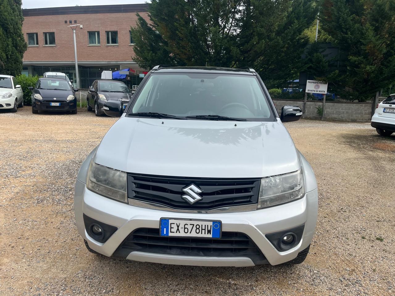 Suzuki Grand Vitara 1.9 DDiS 5 porte Evolution Plus (Gancio di Traino )