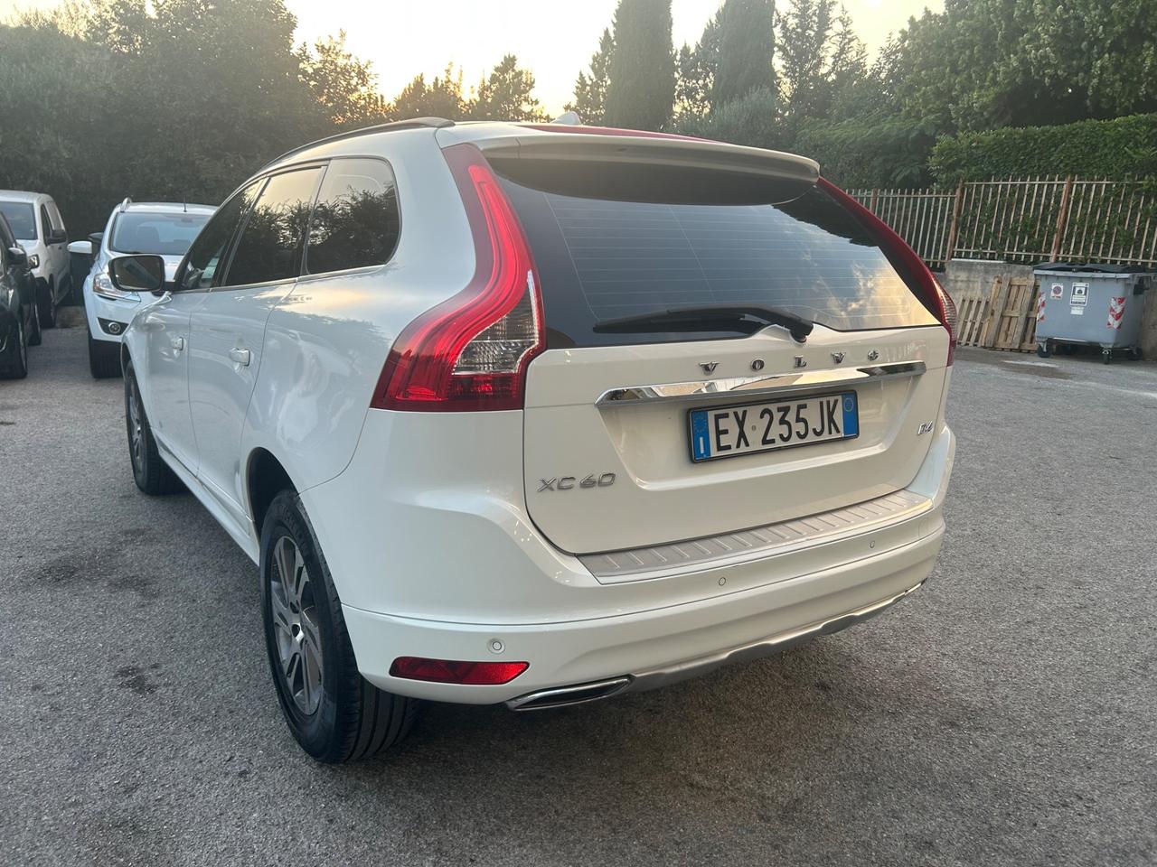 Volvo XC 60 XC60 D4 Geartronic R-design Momentum