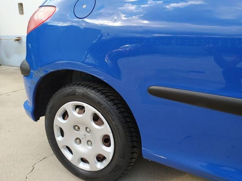 Peugeot 206 206 3p 1.1 Lee