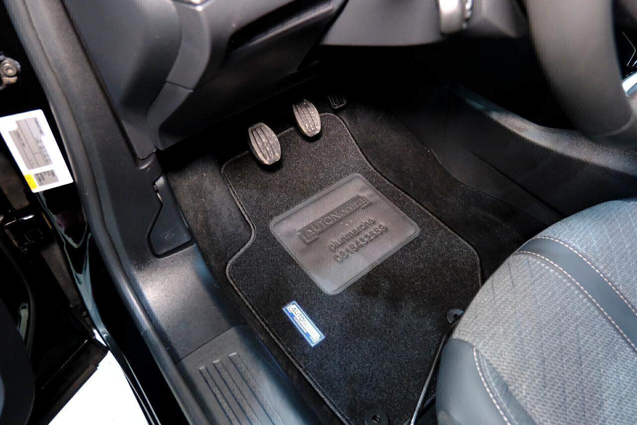 PEUGEOT 2008 1200 T 100cv ALLURE COCKPIT 3D